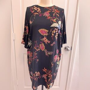 Fun Comfy Black Tropical Print Dress with Bell Sleeves